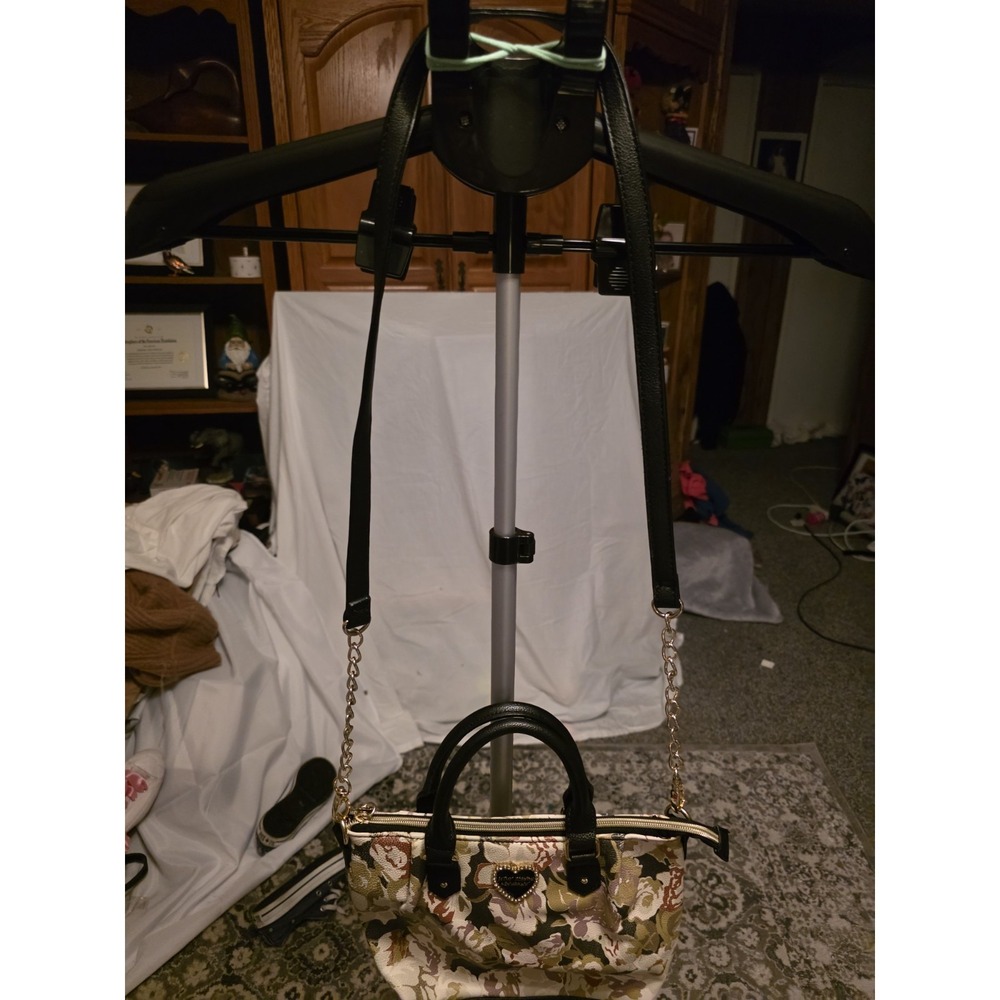 betsey johnson handbags Heart Designs. Handbags And Crossbody.